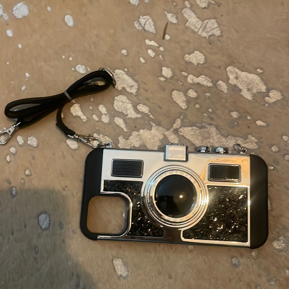 Brand new iPhone 12/12hr pro camera phone case with strap!